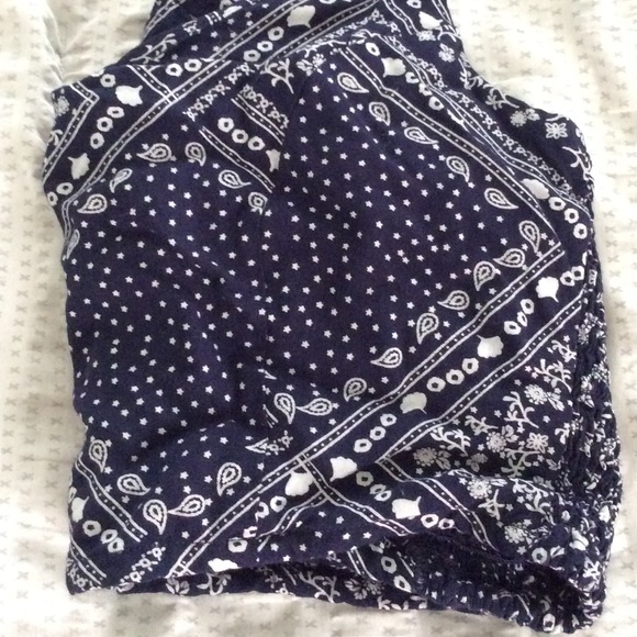 Crop Top - Picture 3 of 3